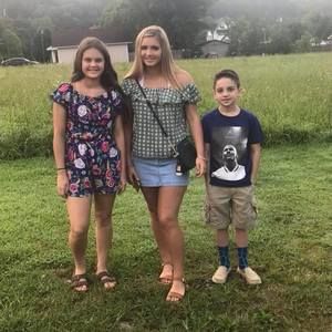 Meet your Posher, Haley